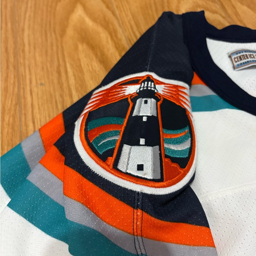 Authentic New york islanders size 48 jersey - Picture 3 of 16
